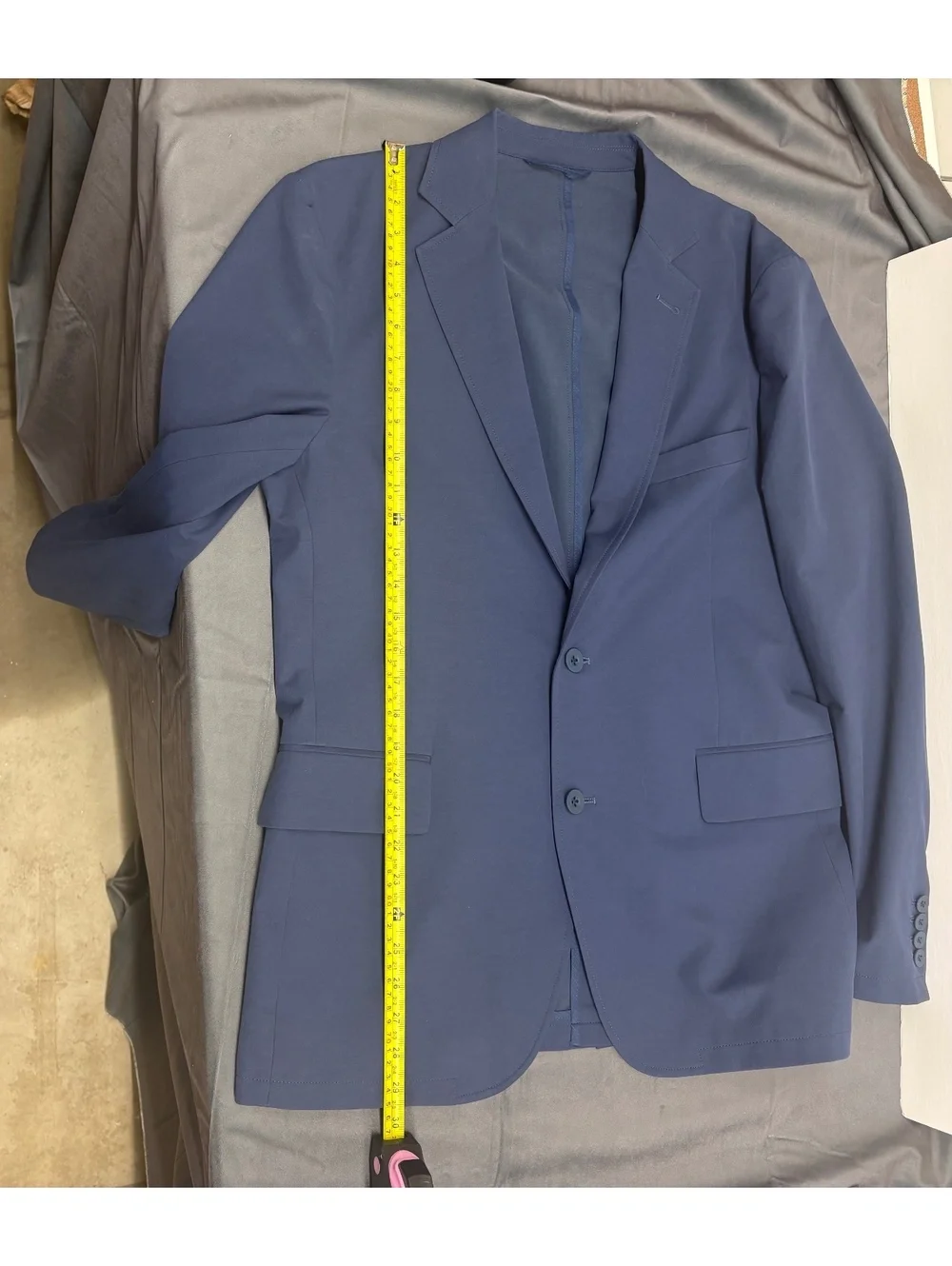 Vineyard Vines Men's Navy Blue On-The-Go Lightweight Blazer Size 38R